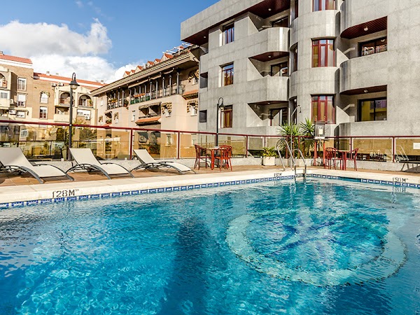 Imagen de Hotel Infanta Cristina (1 de 28)