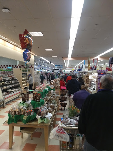 Grocery Store «Market Basket», reviews and photos, 167 S Broadway, Salem, NH 03079, USA