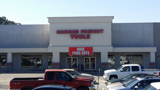 Hardware Store «Harbor Freight Tools», reviews and photos, 11969 Jefferson Ave #B, Newport News, VA 23606, USA