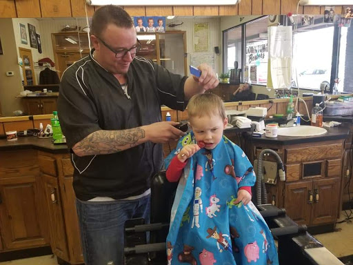 Barber Shop «Downtown Barbers», reviews and photos, 69 Lake St N # 14, Forest Lake, MN 55025, USA