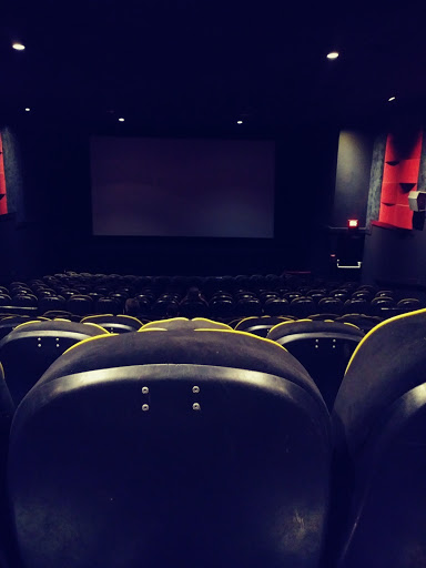 Theaters with children in Montreal