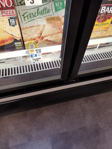 Grocery Store «Stop & Shop», reviews and photos, 1739 Ellington Rd, South Windsor, CT 06074, USA