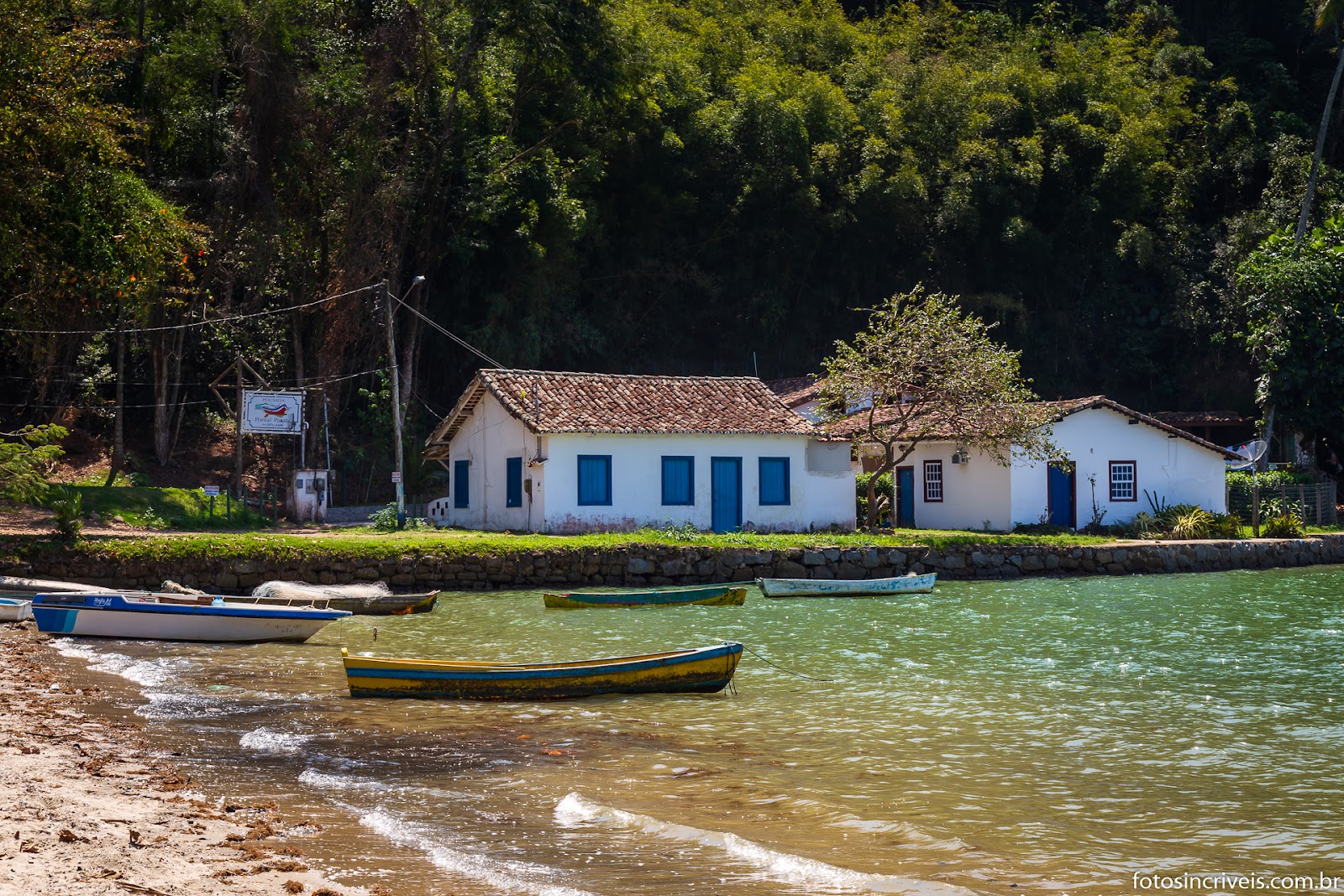 Photo of Ponta Beach - popular place among relax connoisseurs