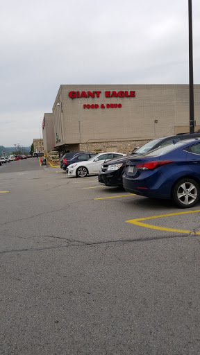 Supermarket «Giant Eagle Supermarket», reviews and photos, 111 W Madison St, Rochester, PA 15074, USA
