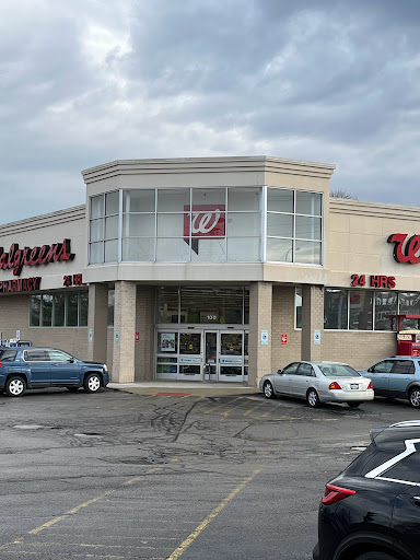 Walgreens, 100 Cleveland St, Elyria, OH 44035, USA, 