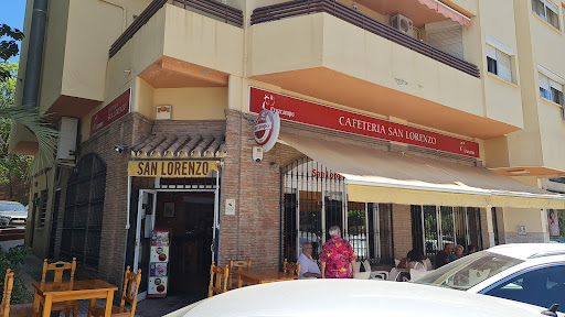 Bar restaurante Halomon - Calle Poniente 25, Puerto Deportivo, 29680 Estepona, Málaga