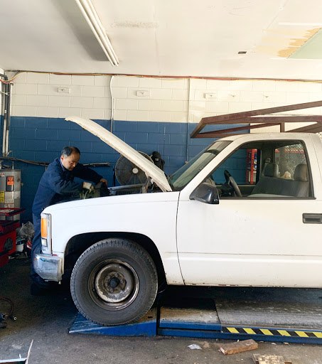 Auto Repair Shop «C & J Automotive», reviews and photos, 6947 Nolensville Rd, Brentwood, TN 37027, USA