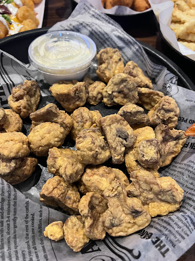 Sports Bar «Chasers Sports Bar & Grill - Pizza - Catering - Delivery - Slots», reviews and photos, 830 S Rand Rd, Lake Zurich, IL 60047, USA