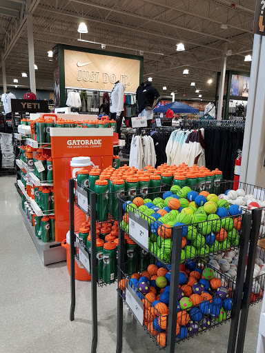 DICK'S Sporting Goods