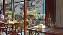 Atmosphère du Restaurant Le Chavot à Ornans - n°7