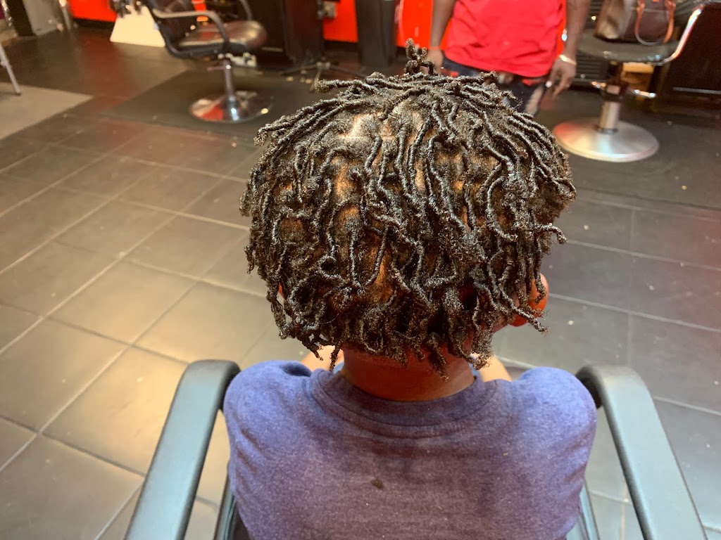 Beauty and Barber Hair Studio 32210