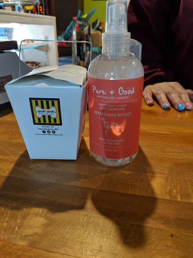 Pet Store «WOOF! WOOF! Pet Boutique & Biscuit Bar», reviews and photos, 31 Bradford St, Bristol, RI 02809, USA