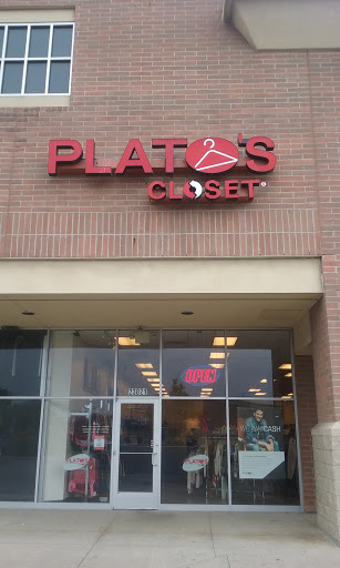 Platos Closet Allen Park image 7