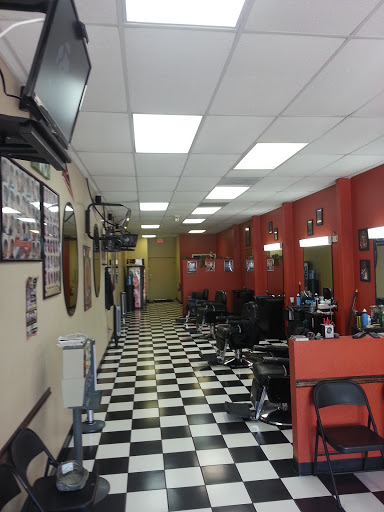 Barber Shop «Gifted Hands Barber Shop», reviews and photos, 5823 S Dale Mabry Hwy, Tampa, FL 33611, USA