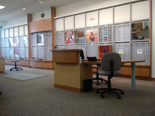 Eye Care Center «Pearle Vision», reviews and photos, 2716 Lincoln Dr, Roseville, MN 55113, USA