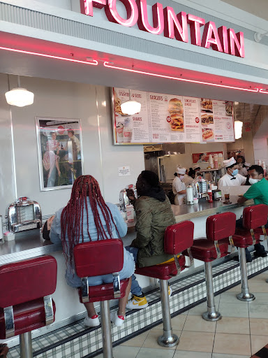 Shopping Mall «Phipps Plaza», reviews and photos, 3500 Peachtree Rd NE, Atlanta, GA 30326, USA