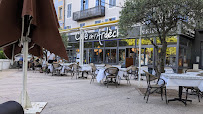 Atmosphère du Restaurant Le Café de l'Ardèche à Montélimar - n°3