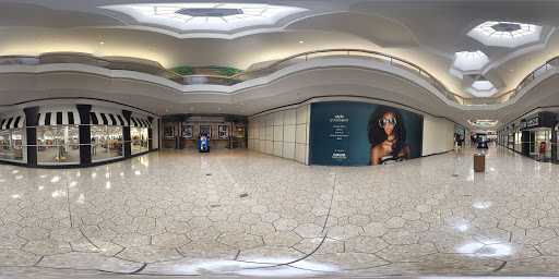 Shoe Store «DSW Designer Shoe Warehouse», reviews and photos, 23171 W Outer Dr, Allen Park, MI 48101, USA