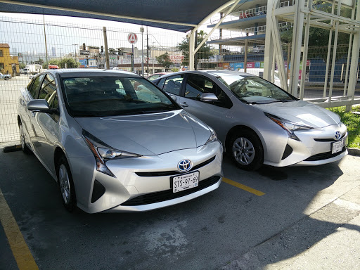 Renta de Autos en Monterrey MAXIrent