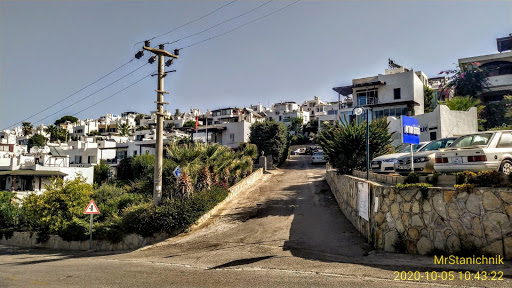 Queen Boutique Hotel