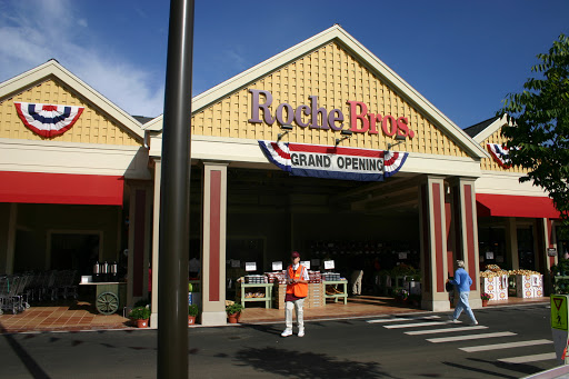 Supermarket «Roche Bros. Mashpee», reviews and photos, 11 Commercial St, Mashpee, MA 02649, USA