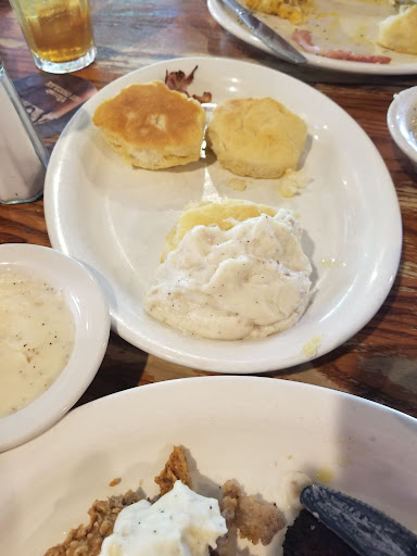 American Restaurant «Cracker Barrel Old Country Store», reviews and photos, 2920 Hospitality St, Tallahassee, FL 32303, USA