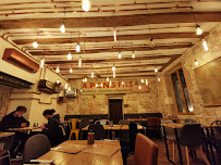 Atmosphère du Restaurant Les Copains d'Abord à Mâcon - n°10