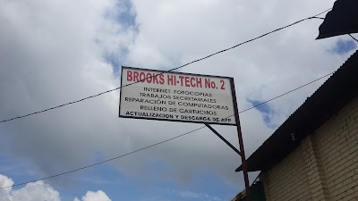 Photos of Brooks Hi Tech #2