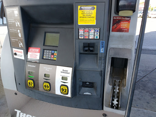 Gas Station «Thorntons», reviews and photos, 1830 Midland Trail, Shelbyville, KY 40065, USA