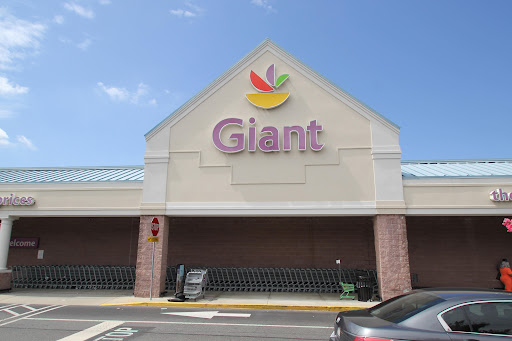 Supermarket «Giant Food», reviews and photos, 3297 Crain Hwy, Waldorf, MD 20603, USA