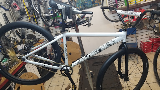 Bicycle Store «Bicycle Repair Man Corporation», reviews and photos, 40-21a 35th Ave, Astoria, NY 11101, USA