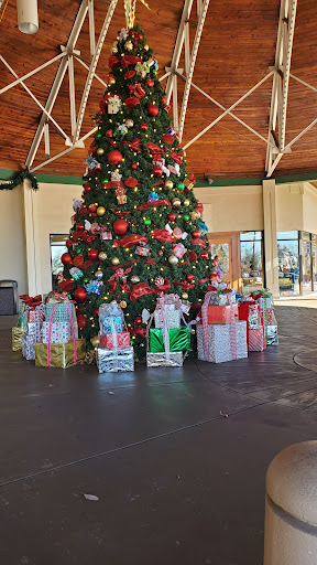 Shopping Mall «The Mall At Lexington Green», reviews and photos, 161 Lexington Green Cir, Lexington, KY 40503, USA