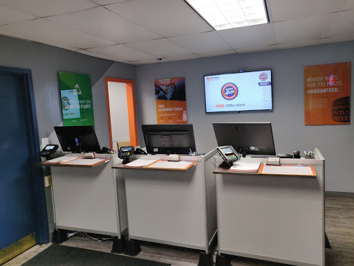 Tire Shop «Wiygul Automotive Clinic of Reston, VA», reviews and photos, 11728 Sunset Hills Rd, Reston, VA 20190, USA