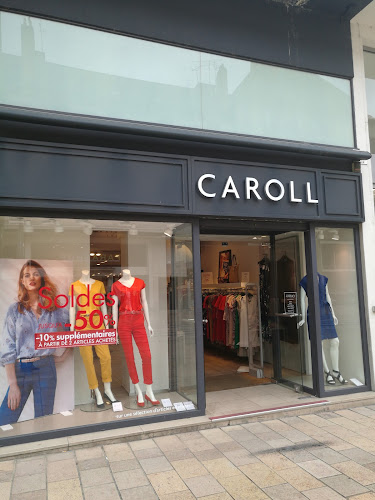 Magasin de vêtements pour femmes Caroll Tours