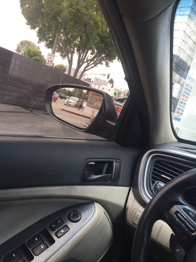 Self Service Car Wash «Magic Wand Car Wash», reviews and photos, 3115 Lincoln Blvd, Santa Monica, CA 90405, USA
