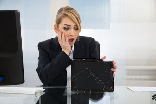 Phone Repair Service «The Fix - Mobile Phone & Computer Repair», reviews and photos, 17057 N Outer 40 Rd, Chesterfield, MO 63005, USA