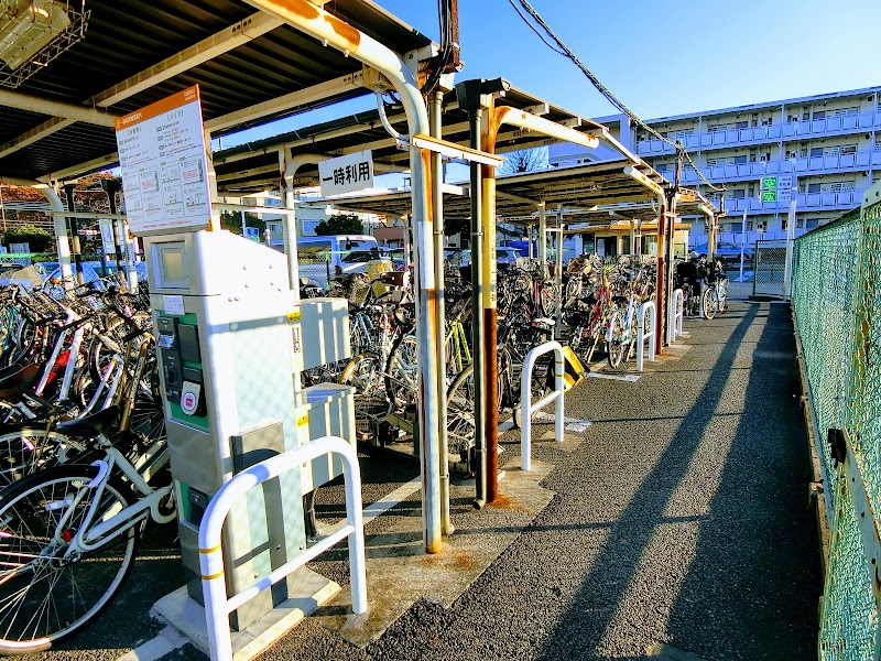 多磨駅東口自転車駐車場