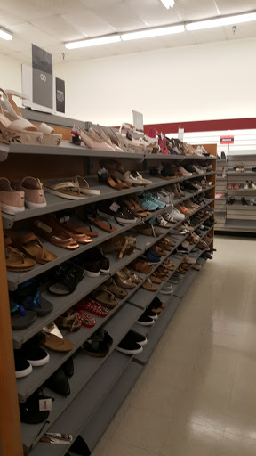 Department Store «T.J. Maxx», reviews and photos, 7555 W Hillsborough Ave, Tampa, FL 33615, USA