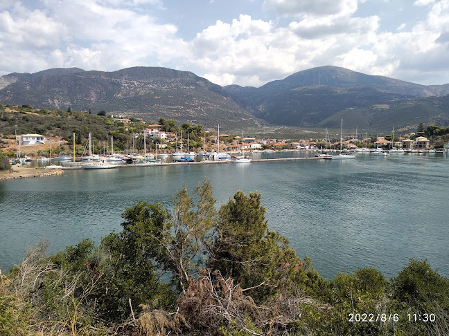 Σχόλια και κριτικές για το Μαρίνα Τριζονίων