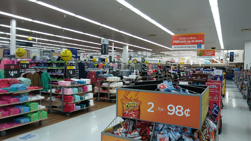 Department Store «Walmart Supercenter», reviews and photos, 3002 Stacy Allison Way, Woodburn, OR 97071, USA