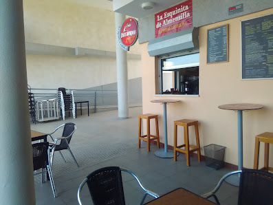 Cafetería, cervecería La Esquinita de Almensilla Av. de la Tolerancia, 4, Bloque C local 2, 41111 Almensilla, Sevilla, España