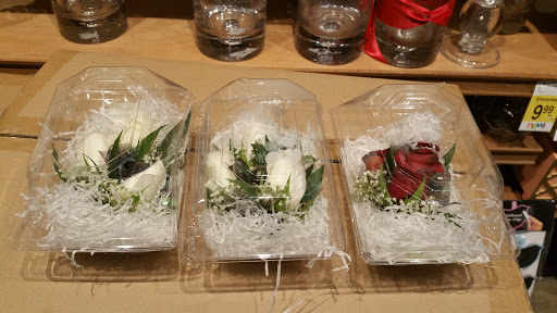 Grocery Store «Safeway», reviews and photos, 50 Solano Square, Benicia, CA 94510, USA