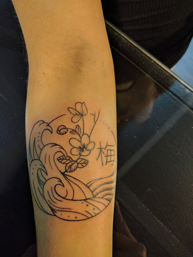 Tattoo Shop «The Body Gallery 2», reviews and photos, 7 N King St A, Leesburg, VA 20176, USA