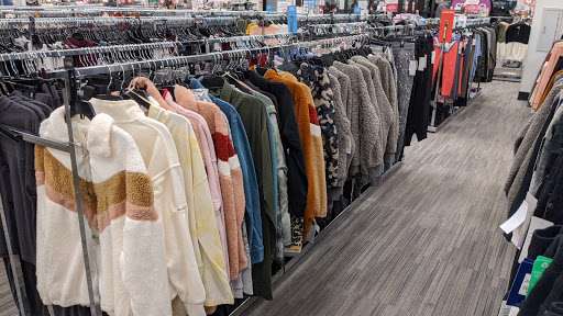 Department Store «Nordstrom Rack Station Park», reviews and photos, 380 Station Pkwy, Farmington, UT 84025, USA