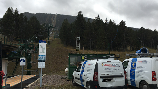 Electricista Valiente Electrics AVERIAS 24 H en Puigcerdà, Girona