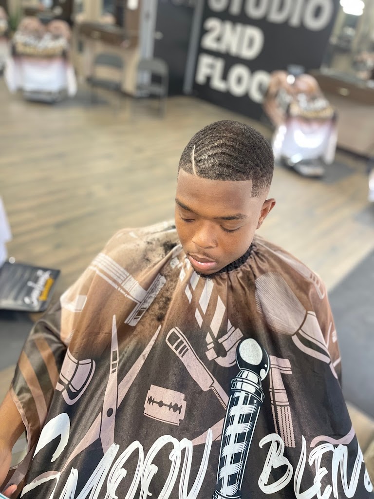 SMOOV BLENDZ BARBERSHOP 78501