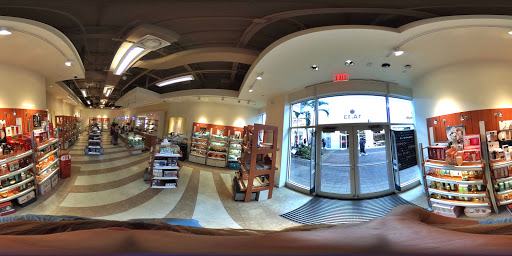 Cosmetics Store «The Cosmetics Company Store», reviews and photos, 4951 International Dr, Orlando, FL 32819, USA