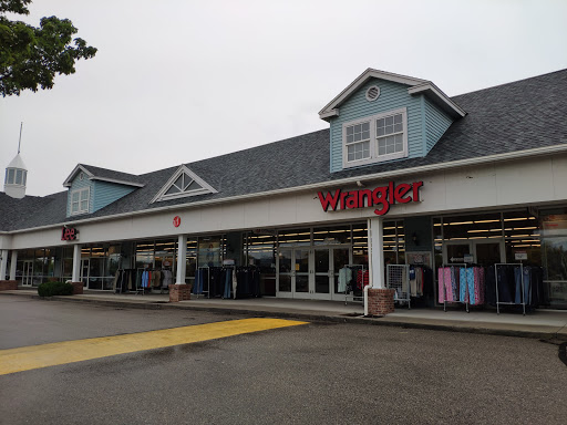 Boise Factory Outlet, 6806 S Eisenman Rd, Boise, ID 83716, USA, 