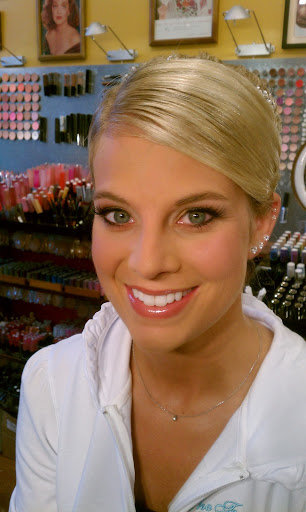 Make-up Artist «Vanity & Glamour Cosmetics / VGCosmetic Makeup Artists», reviews and photos, 547 28th St, Des Moines, IA 50312, USA