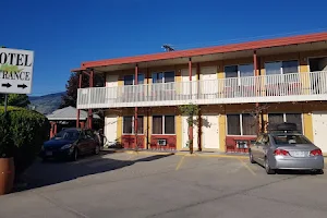 Maple Leaf Motel Inn Oliver image